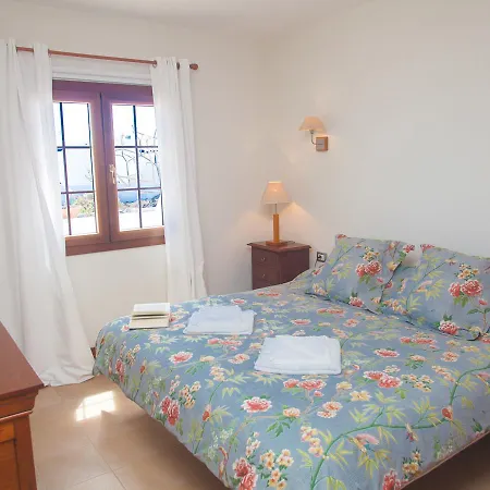 Cozy In Arrieta With Swimming Pool *